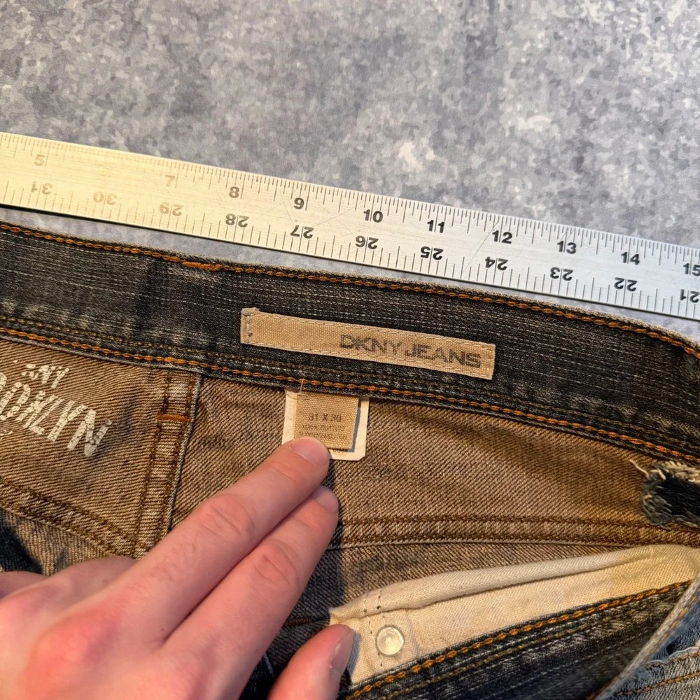 DKNY Mens Distressed Denim Shorts‎ Gray Long Length Size 31 Y2K Streetwear Baggy